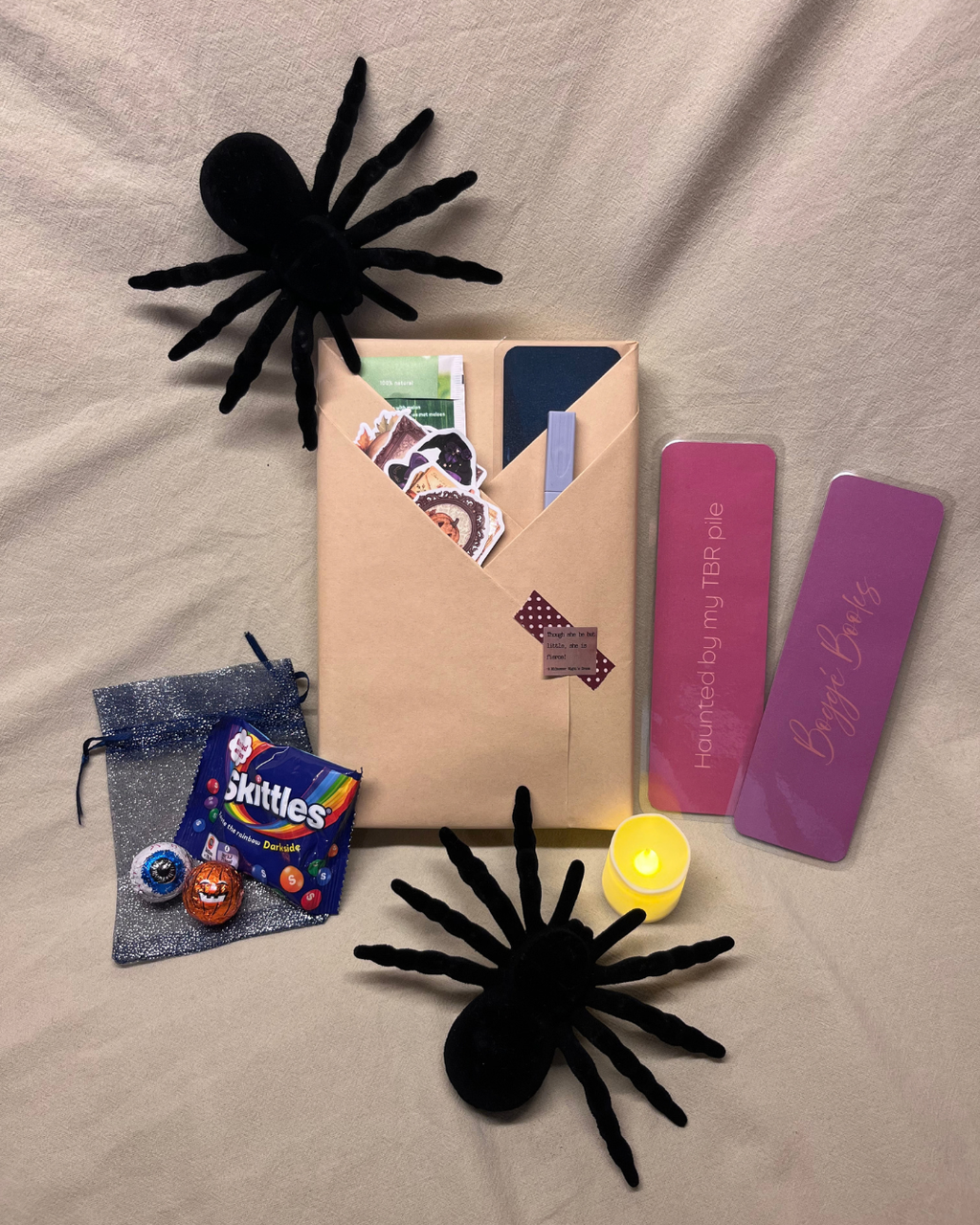 The Boo-ggé Halloween Box