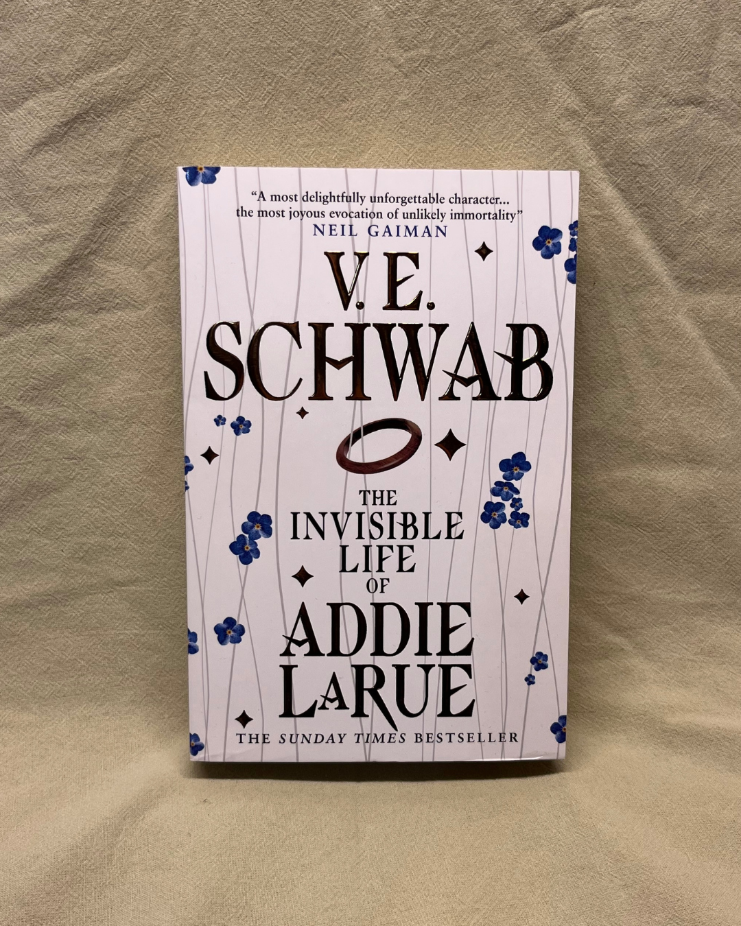 The Invisible Life of Addie LaRue - V.E. Schwab