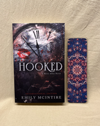 Anouk's Book Club | Hooked - Emily McIntire